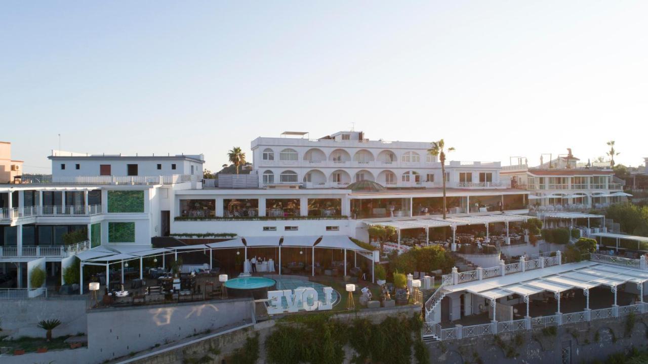 Hotel Il Gabbiano Bacoli Kültér fotó