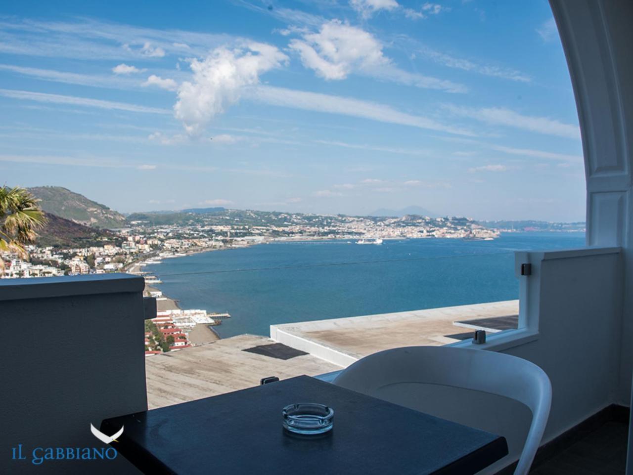 Hotel Il Gabbiano Bacoli Kültér fotó