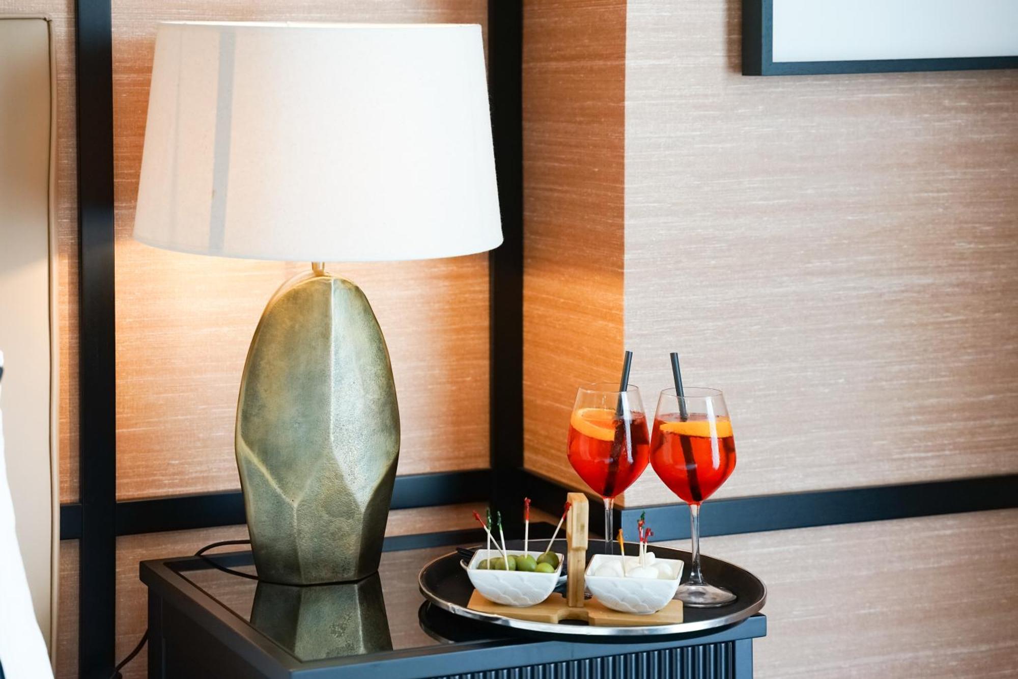 Hotel Il Gabbiano Bacoli Kültér fotó